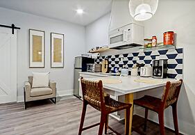 Vintage Studio 6min-plaza Dist Full Kitchen
