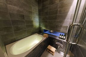 Asakusa Ryokan Vacation Rental Tokyokoso