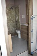 Emerella Guest House Siderno Beach