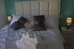 Emerella Guest House Siderno Beach