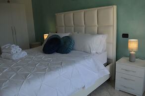 Emerella Guest House Siderno Beach