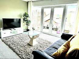 Charming 3 Bedroom House in Sheffield
