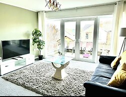 Charming 3 Bedroom House in Sheffield