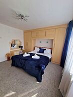 Charming 3 Bedroom House in Sheffield