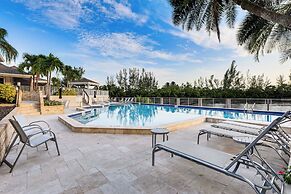 Bradenton Escape: Kayaks, Bikes + Bay Access!