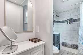 Centrally Located Merritt Island Cottage w/ Deck!