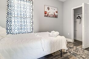 Spacious Detroit Suite: Close to Dtwn & Med Center