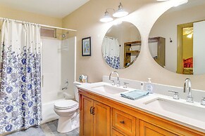 4 Mi to Lake: Pet-friendly Cabin in Pinetop