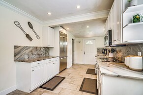 Peaceful Fort Myers Home: Walk to Buckingham Farms