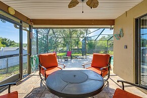 5 Mi to Weeki Wachee: Spring Hill Home w/ Lanai
