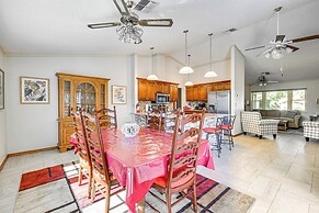 5 Mi to Weeki Wachee: Spring Hill Home w/ Lanai