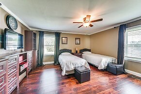 Luxe Lakefront Portsmouth Home: Fish, Swim & Play!