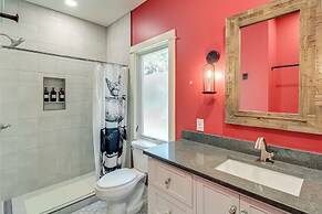 Tennessee Farmhouse Retreat w/ Wraparound Deck!