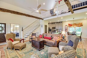 Tennessee Farmhouse Retreat w/ Wraparound Deck!