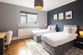 Host Stay Newton House