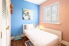 Host Stay Newton House