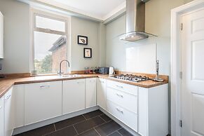 Host Stay Newton House