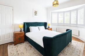 Host Stay Newton House