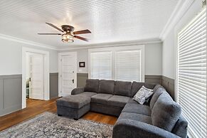 Charming Downtown Mccloud Retreat 2 Bedroom Home