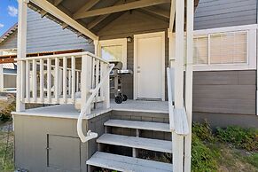Charming Downtown Mccloud Retreat 2 Bedroom Home