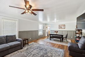 Charming Downtown Mccloud Retreat 2 Bedroom Home