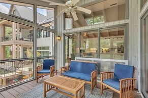 The Blue Flamingo 5 Bedroom Home by RedAwning