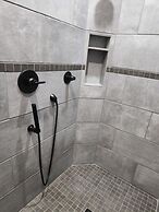 The Great Escape - 2 Bedrooms, 2.5 Baths, Sleeps 12 Home by RedAwning