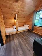 The Great Escape - 2 Bedrooms, 2.5 Baths, Sleeps 12 Home by RedAwning