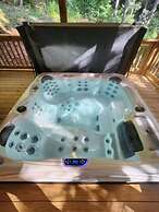 The Great Escape - 2 Bedrooms, 2.5 Baths, Sleeps 12 Home by RedAwning