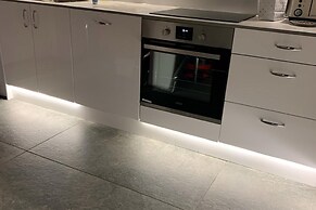 Gerrardscross-sleeps4-parking-petfriendly-wembley