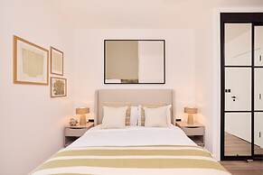 The Tottenham Wonder - Pleasing 2bdr Flat With Balcony