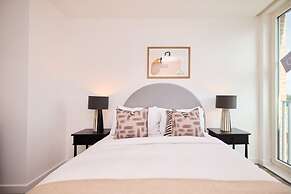 The Tottenham Wonder - Pleasing 2bdr Flat With Balcony