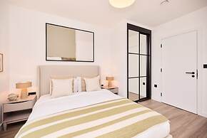 The Tottenham Wonder - Pleasing 2bdr Flat With Balcony