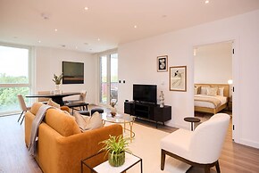 The Tottenham Classic - Charming 2bdr Flat With Balcony