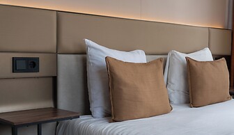 CS Hotel