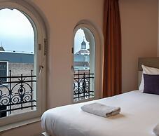 CS Hotel