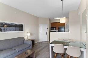 Premier Resort Condos Near Universal