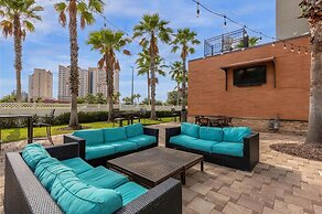 Premier Resort Condos Near Universal