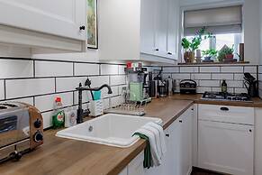 Stunning 2BD in the Heart of Malmesbury