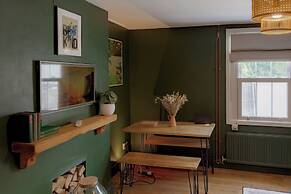 Stunning 2BD in the Heart of Malmesbury