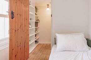 Stunning 2BD in the Heart of Malmesbury