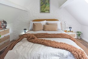 Stunning 2BD in the Heart of Malmesbury