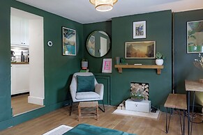 Stunning 2BD in the Heart of Malmesbury