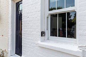 Stunning 2BD in the Heart of Malmesbury