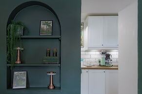 Stunning 2BD in the Heart of Malmesbury