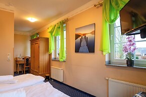 Hotel Restaurant Narasinga