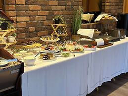 Hotel Restaurant Narasinga