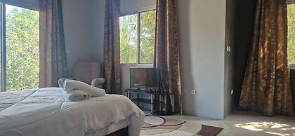 Comfort Inn Guest House