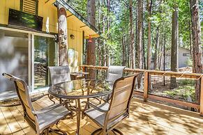 8 Mi to Dodge Ridge Mtn: Peaceful Cabin w/ Deck!