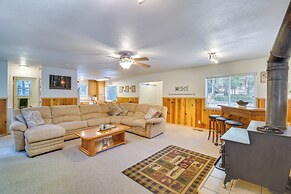 8 Mi to Dodge Ridge Mtn: Peaceful Cabin w/ Deck!